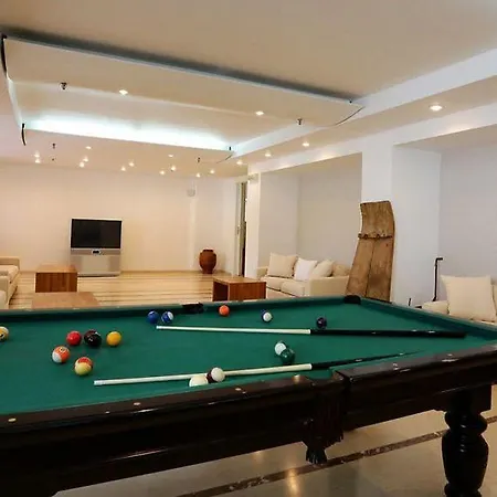 Aphrodite & 4* Mykonos Town