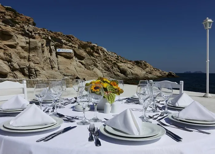 Aphrodite & 4* Kalafatis